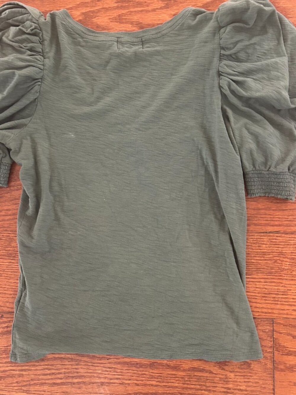 Nation LTD Celine Puff Sleeve Smocked Tee Pine Green Pima Cotton Size Small - Picture 12 of 14